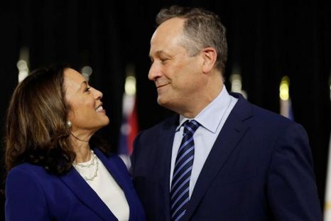 Quién es Doug Emhoff, esposo de Kamala Harris y primer segundo caballero de Estados Unidos