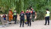 Personal de Bomberos y del GUM trabajando en Las Heras en medio de operativo de búsqueda de la mujer y el hombre arrastrados por la corriente. Personal de Bomberos y del GUM trabajando en Las Heras en medio de operativo de búsqueda de la mujer y el hombre arrastrados por la corriente.