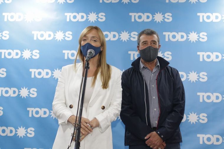Anabel Fernández Sagasti y Adolfo Bermejo. Foto: Maximiliano Ríos