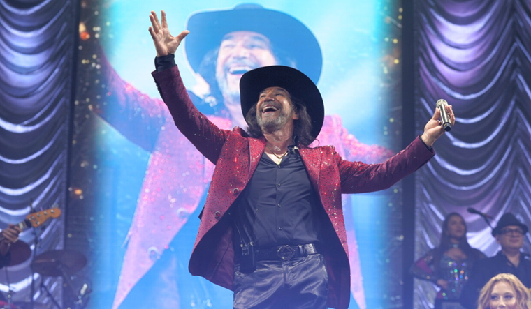 Marco Antonio Solís en el marco de El Buki 2023: World Tour, en Buenos Aires, Argentina Foto: @graciela_lapalma