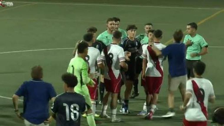 El Sub 18 de River, muy criticado en España por el violento partido ante Real Madrid por el Mundial de Clubes juvenil.