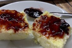 Esta versión de torta de ricotta es super fácil. Perfecta para una merienda o como postre al final de una comida. Foto: Instagram