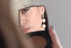 La moda noventera regresó para ponerse en tendencia en aros y joyas Foto: Instagram @nina.caram