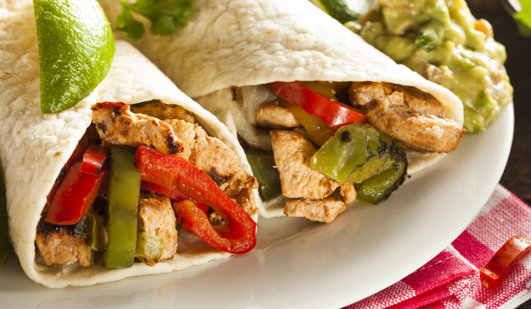 Sorprende a tu familia con fajitas caseras ¡amarán el sabor tex-mex! Foto: Shutterstock