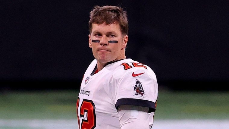 Tom Brady sigue haciendo historia en la NFL.