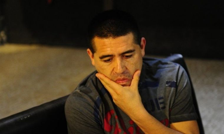 ¿Qué dirá Riquelme? La fuerte y drástica decisión de una joya de Boca