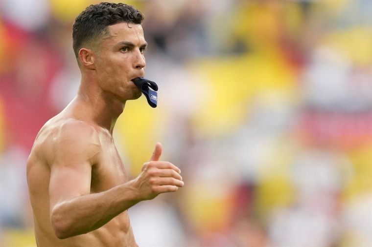 Cristiano, a un paso de volver a la Premier Foto: EFE