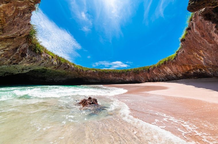 Vista de Playa Escondida, un rincón natural que se mantiene al margen del turismo masivo. Foto: Shutterstock Vista de Playa Escondida, un rincón natural que se mantiene al margen del turismo masivo. Foto: Shutterstock 