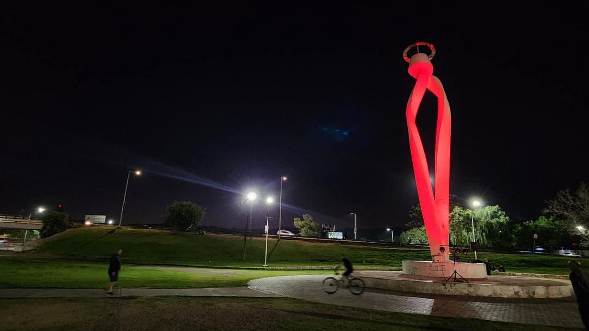Pourquoi la Vierge de l’Orient a-t-elle été teinte en rouge ?