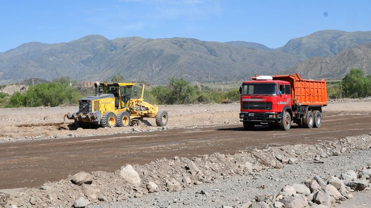 El material retirado de un cauce aluvional tuvo un nuevo destino lejos del vertedero y cerca de una solución habitacional. El material retirado de un cauce aluvional tuvo un nuevo destino lejos del vertedero y cerca de una solución habitacional.