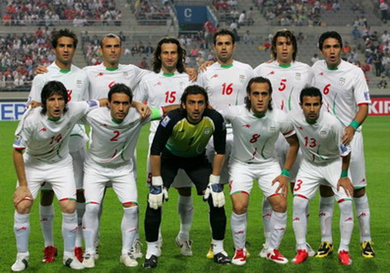 La formación iraní que enfrentó a Corea. Foto: EFE