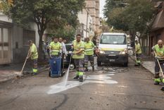 limpieza intensiva en las calles portenas