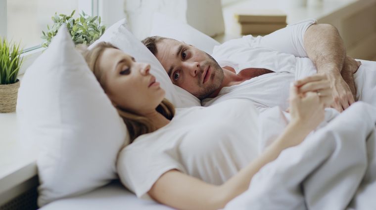 Consejos de pareja:  ¿Qué hacer si tu pareja no tiene iniciativa en la cama? Foto: Freepik
