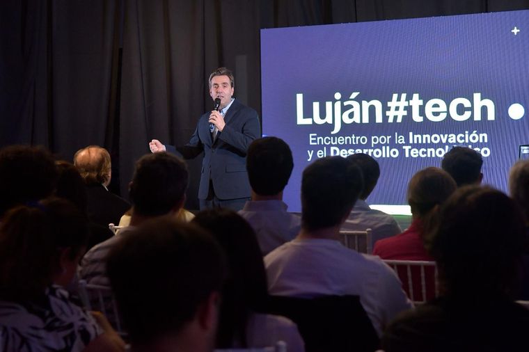 Luján