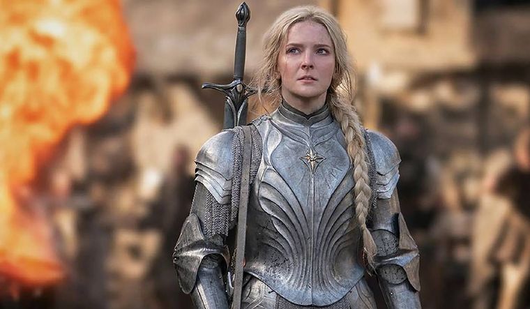 Morfydd Clark es la gran figura de la serie de El Señor de los Anillos en Amazon Prime Video.