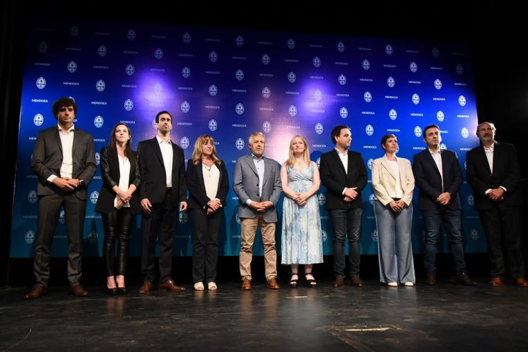 Cornejo mantiene el equipo con el que asumió y hubo pocos cambios. Cómo fue el desempeño. Foto: Prensa Gobierno de Mendoza