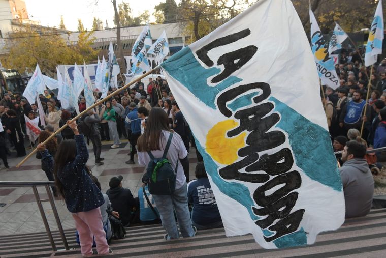 Manifestacion en Mendoza a favor de Cristina Fernández&nbsp;