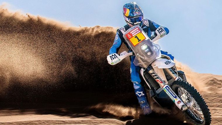 Luciano Benavides termin&oacute; 4&deg; en el pr&oacute;logo de motos. Foto: Instagram