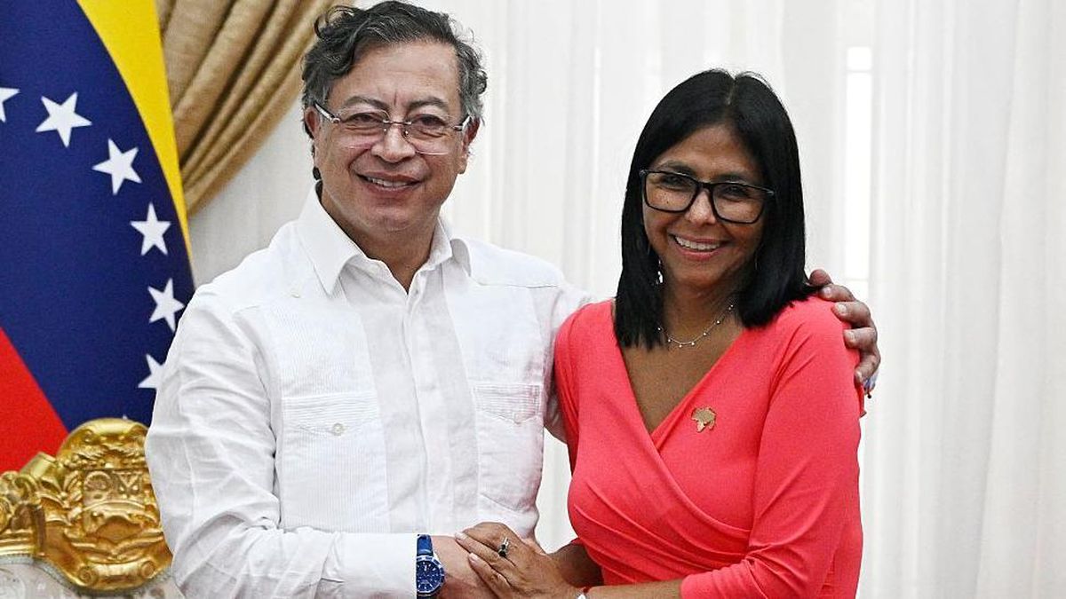 Por qué Petro es el primer presidente que visita a Delcy Rodríguez desde que esta asumió el poder en Venezuela