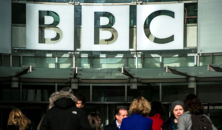 La cadena BBC confrontará a Donald Trump, ante la enorme demanda interpuesta.&nbsp;