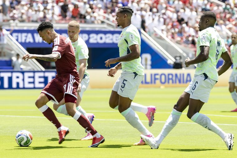Qatar y Suiza se enfrentaron en San Francisco en el primer partido de la jornada de este sábado. Qatar y Suiza se enfrentaron en San Francisco en el primer partido de la jornada de este sábado. 