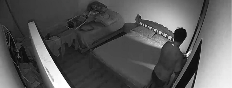 El detenido, registrado por las cámaras de seguridad Foto: captura de video