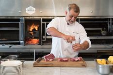 Christian Petersen, uno de los chefs más influyentes de la cocina argentina, compartió su mirada sobre la milanesa perfecta.