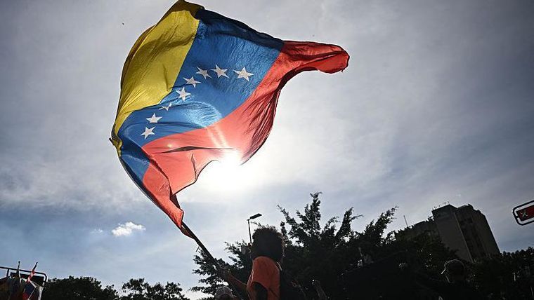 Es como si un villano te salvara de otro villano: el conflicto de los venezolanos que no querían a Maduro pero tampoco aceptan a Trump Es como si un villano te salvara de otro villano: el conflicto de los venezolanos que no querían a Maduro pero tampoco aceptan a Trump