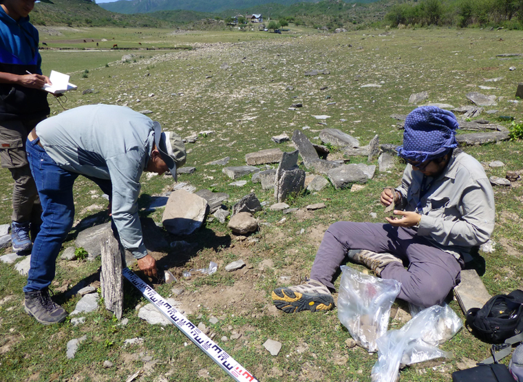 Los arqueólogos en pleno proceso de selección Foto: Gobierno de Catamarca