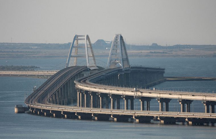 El puente de Crimea era el objetivo del ataque ucraniano Foto: Twitter