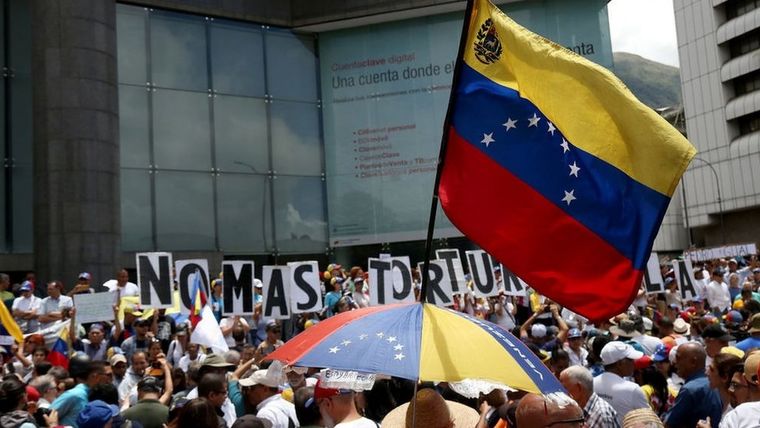 Manifestación en Caracas exigiendo respeto por los derechos humanos Foto: BBC