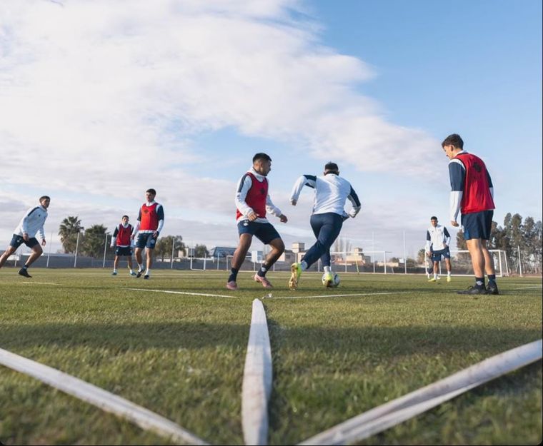El equipo de Berti se prepara para la copa Argentina. El equipo de Berti se prepara para la copa Argentina.