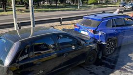 En el Acceso Este hay un choque entre dos autos En el Acceso Este hay un choque entre dos autos