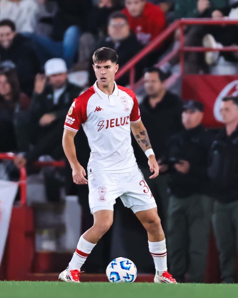 Pellegrino arrastra un desgarro y su presencia con Boca en el Mundial de Clubes es una incógnita.