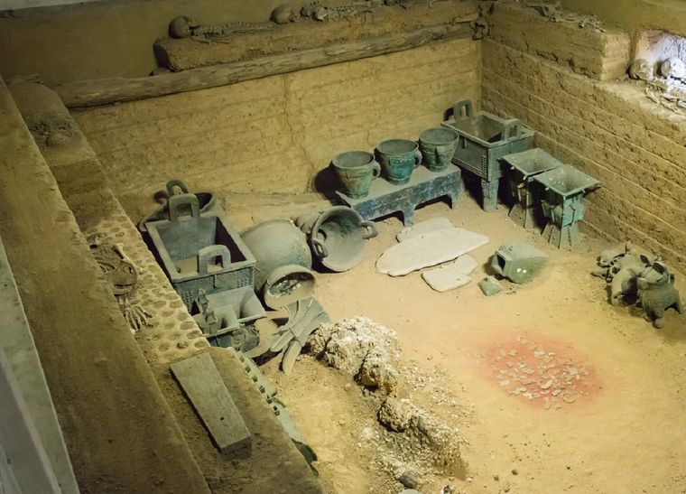 Se recobraron unos 1.400 objetos funerarios de bronce, hierro y barro. Foto ilustrativa Foto: Shutterstock