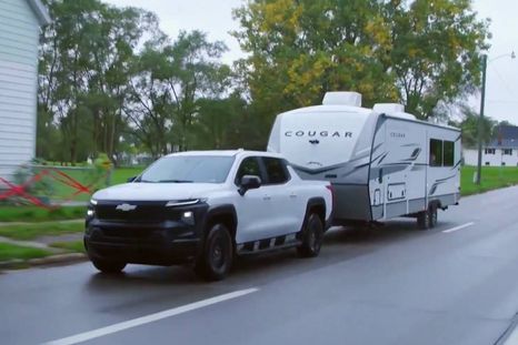 Chevrolet confirmó cuánto puede remolcar la Silverado EV
