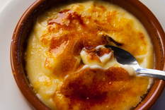 La auténtica receta de crema catalana como en España.