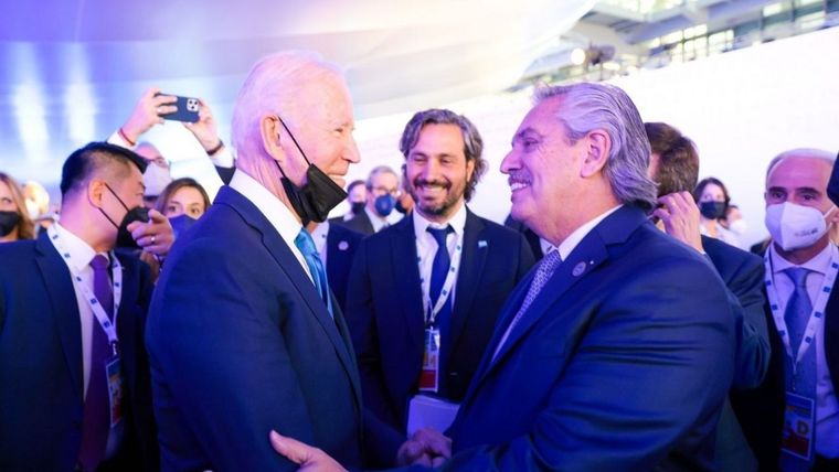 El presidente Alberto Fernández, junto a su homólogo norteamericano, Joe Biden