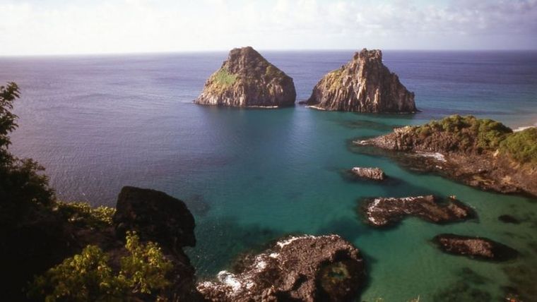 Baía do Sancho, en Fernando de Noronha, fue elegida por la IA como la playa más espectacular de Brasil para esta temporada. Foto: Archivo Baía do Sancho, en Fernando de Noronha, fue elegida por la IA como la playa más espectacular de Brasil para esta temporada. Foto: Archivo