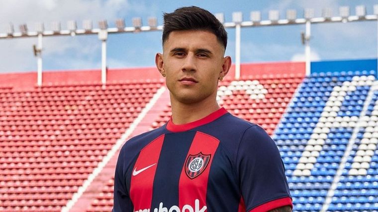 Tras la salida de Bareiro, San Lorenzo ya tiene a su remplazo. Foto: Instagram @adambareiro