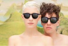 yacht vende un video porno protagonizado por ellos