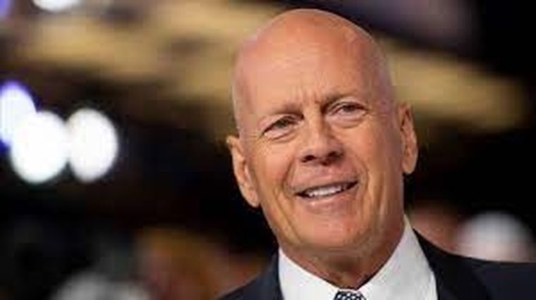 Bruce Willis disfruta con su familia.