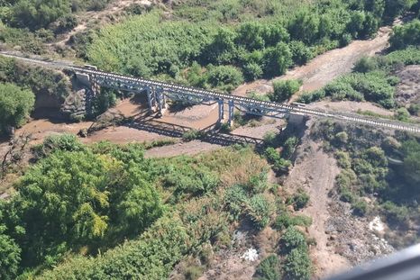 Las imágenes de la búsqueda desde el helicóptero Halcón I de la Policía de Mendoza. Las imágenes de la búsqueda desde el helicóptero Halcón I de la Policía de Mendoza.