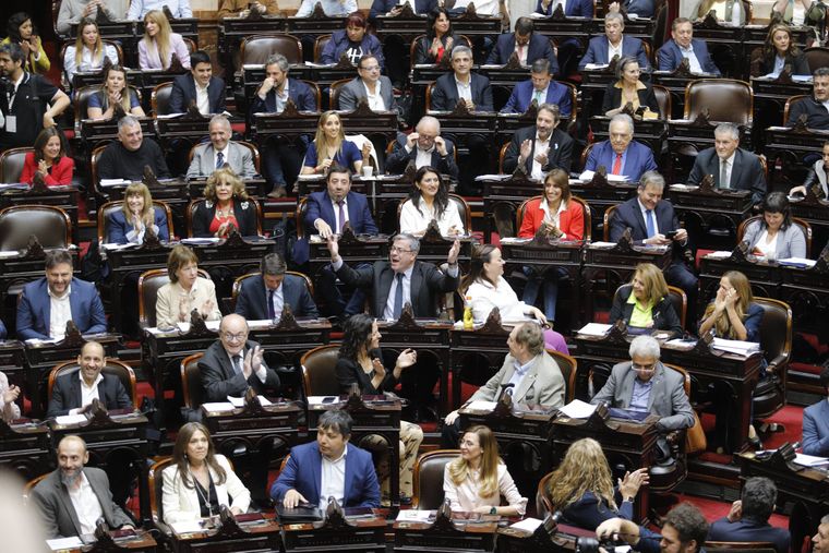 Diputados (2)