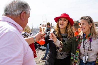 MDZol | Un brindis con el gran Mariano Di Paola. Foto: Gustavo Savelli.