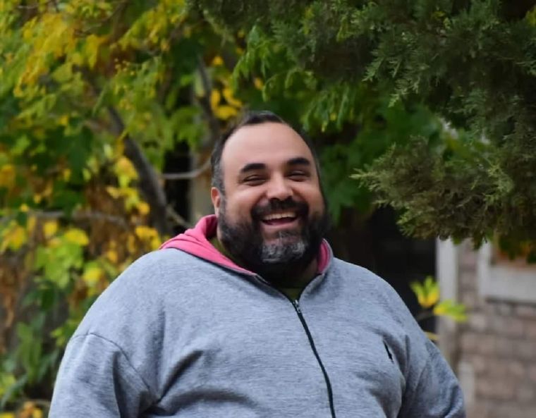 El concejal deberá tomar una determinación sobre sus cargos. Foto: Facebook Maximiliano Rivera.