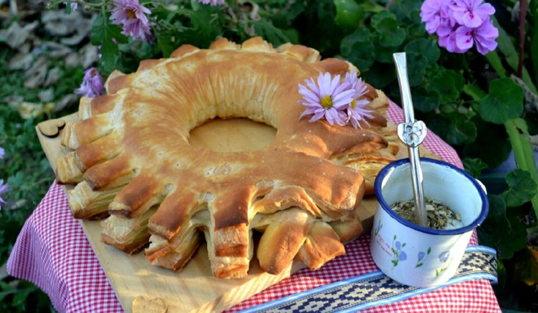 Seguí esta receta de cremona rellena con jamón y queso y disfrutá su sabor casero.