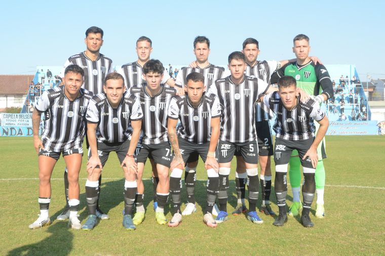 Gimnasia venció al CADU en el Gigante de Villa Fox.