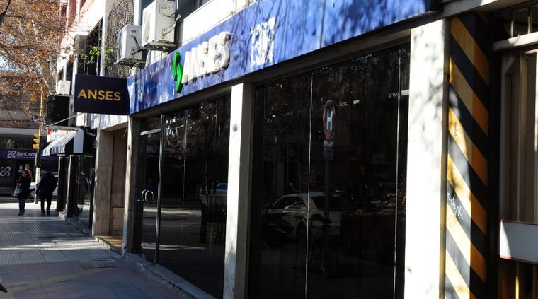 ANSES y sus programas para las personas que más lo necesitan.