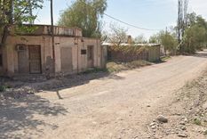 El crimen ocurrió el sábado por la mañana en una vivienda del barrio Costa Flores, en Perdriel. El crimen ocurrió el sábado por la mañana en una vivienda del barrio Costa Flores, en Perdriel.